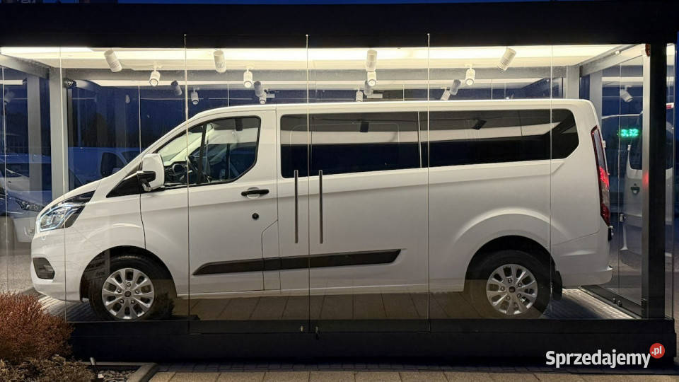 Ford Tourneo Custom 20TDCI 130 Wersja Long 9 Tourneo Custom mazowieckie Radom