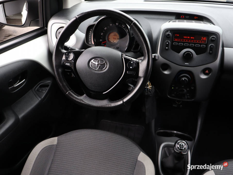 Toyota Aygo 10 VVTi elektryczne lusterka Bielany Wrocławskie