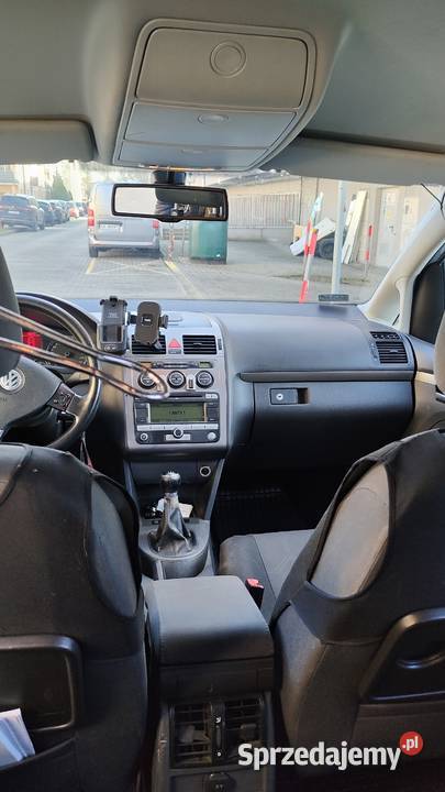 Volkswagen Touran 20 TDI 2007r Trendline Wola Radziszowska