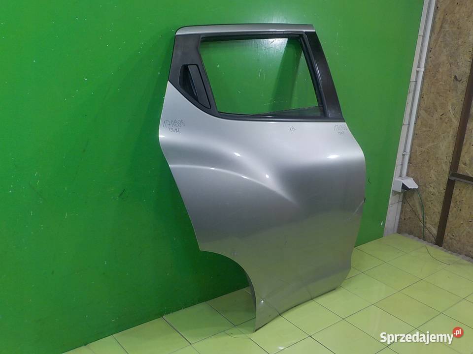 NISSAN JUKE F15 I 16B 11r 5D drzwi prawe tyl
