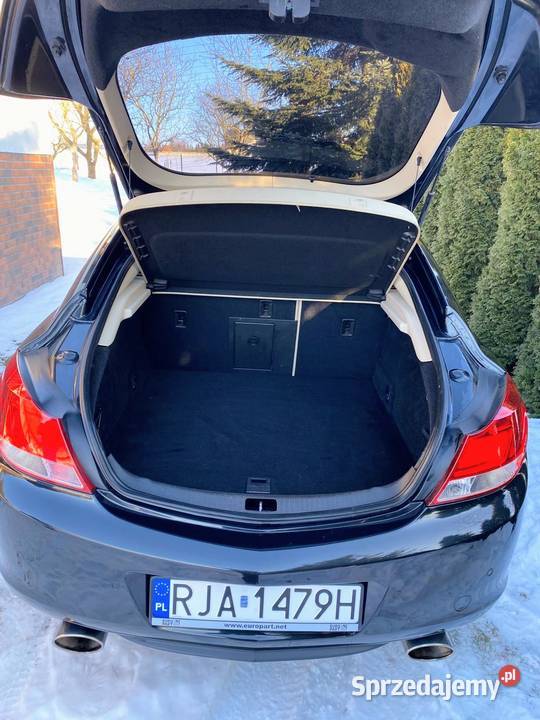 Opel Insignia 28 V6 Turbo 4x4 automat Samochody osobowe Widna Góra