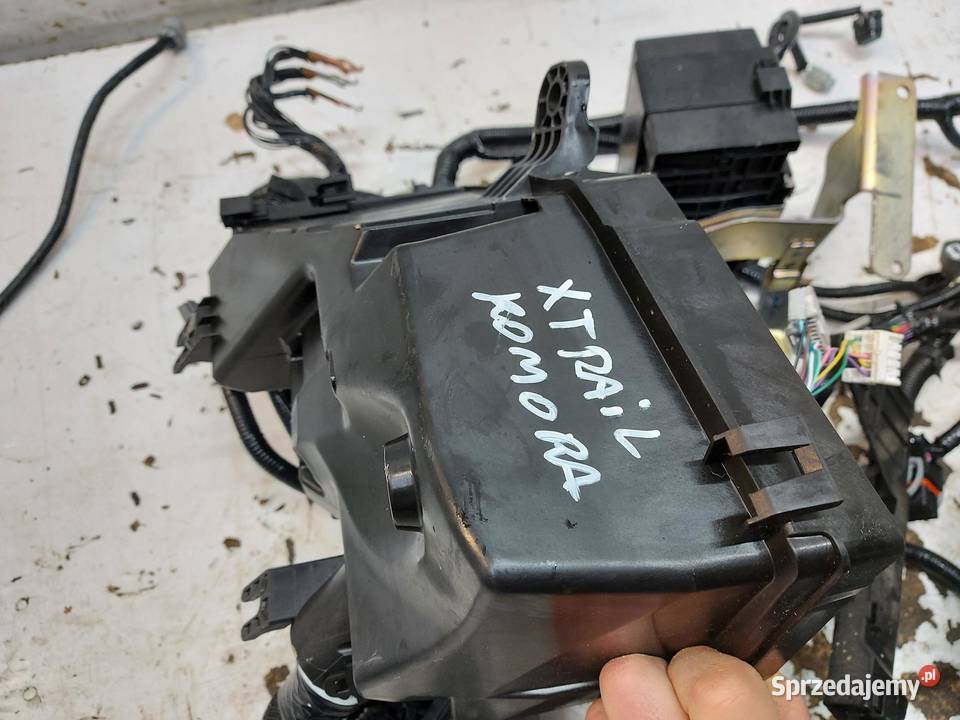 Nissan XTRAIL T33 IV 2023r 15 VCT Wiązka komory