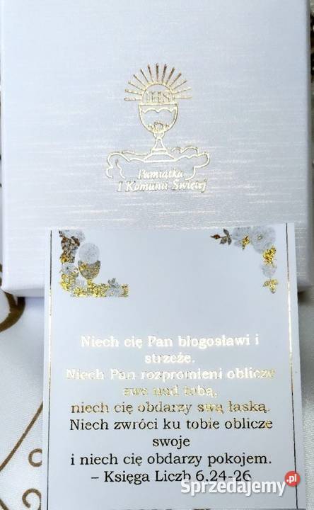 Ostatnie sztuki pięknekomunijne pudełko i srebro Bransoletki sprzedam