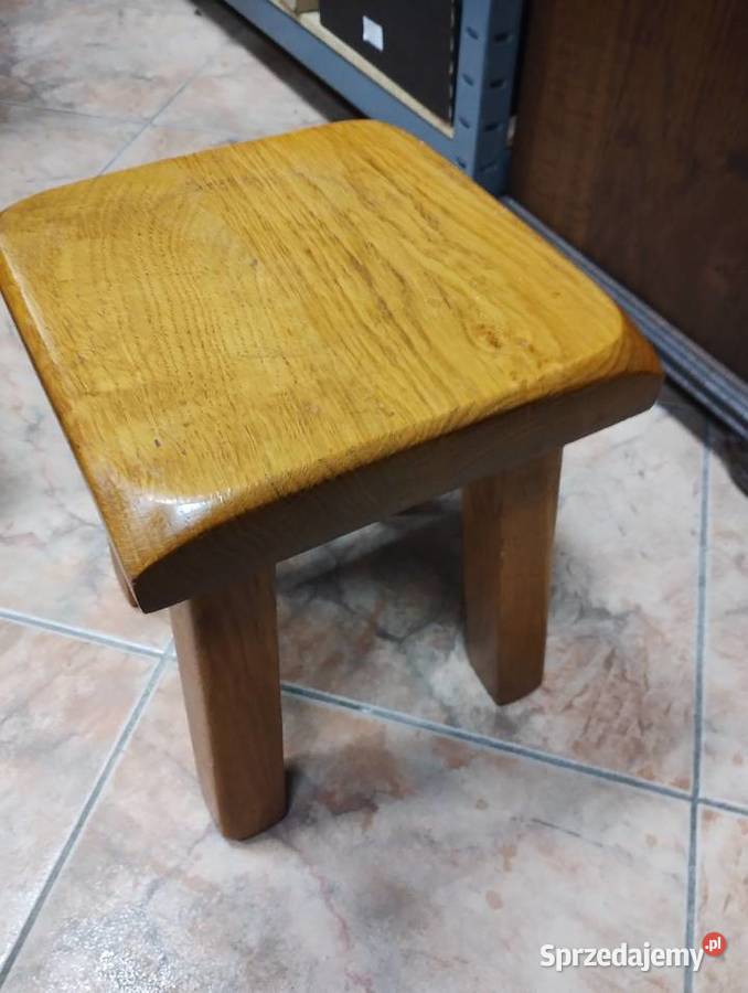Stołek taboret drewniany Ełk