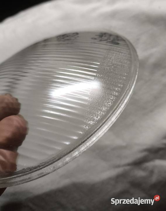 Szkło lampy przedniej prawdopodobnie z motocykla Wolbrom