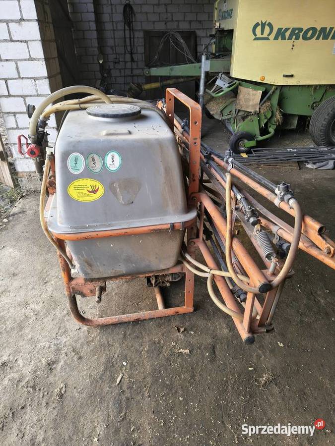 Opryskiwacz nieuszkodzony Janów