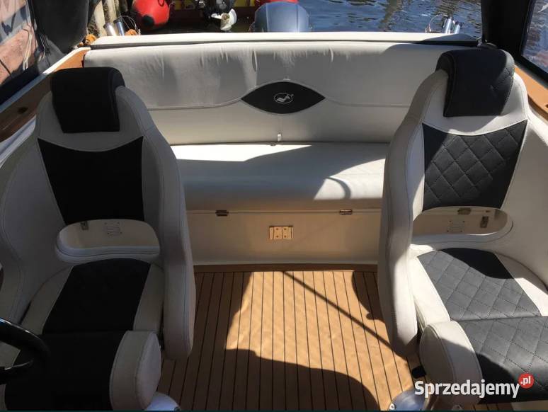 Używana łódź motorowa ESCAPADE 600 silnik Yamaha Rok produkcji 2016 Płock