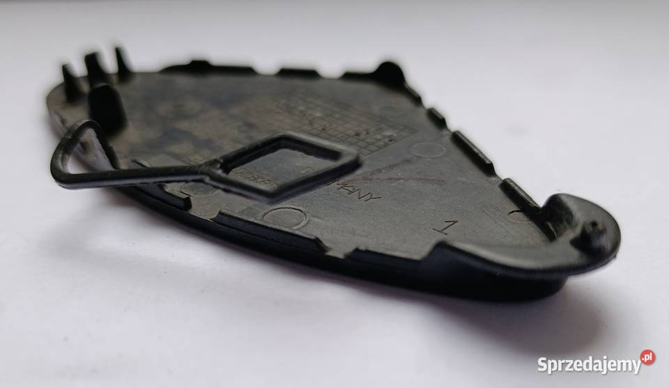 zaslepka zderzaka haka przod BMW 3 VI F30 F31 Pozostałe Lipno