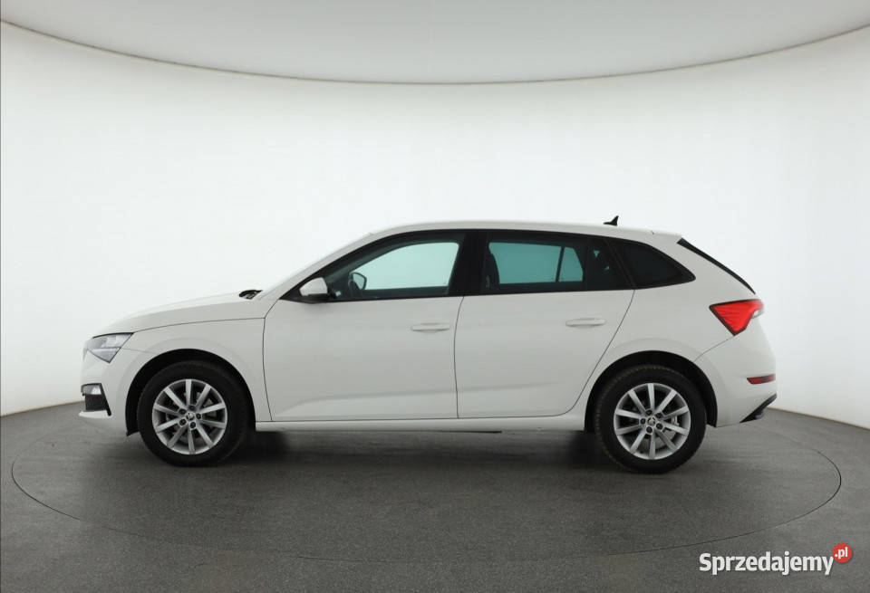Skoda Scala 10 TSI czujnik parkowania