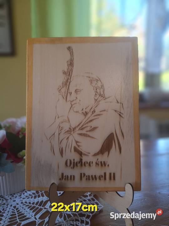 Obraz wypalany w drewnie Ojciec ŚwJan Paweł II Obrazki i obrazy Strzyżów