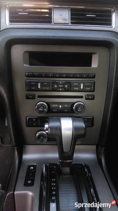 FORD MUSTANG 2010 STAN IDEALNY benzyna