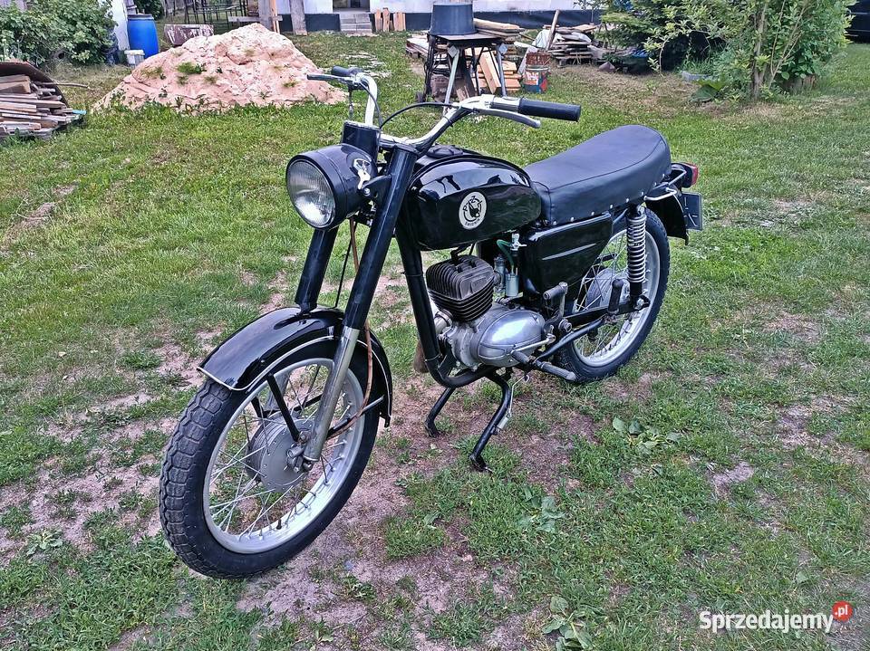 Wsk 125 Zarejestrowana szparunki ładny stan Motoryzacja Orońsko