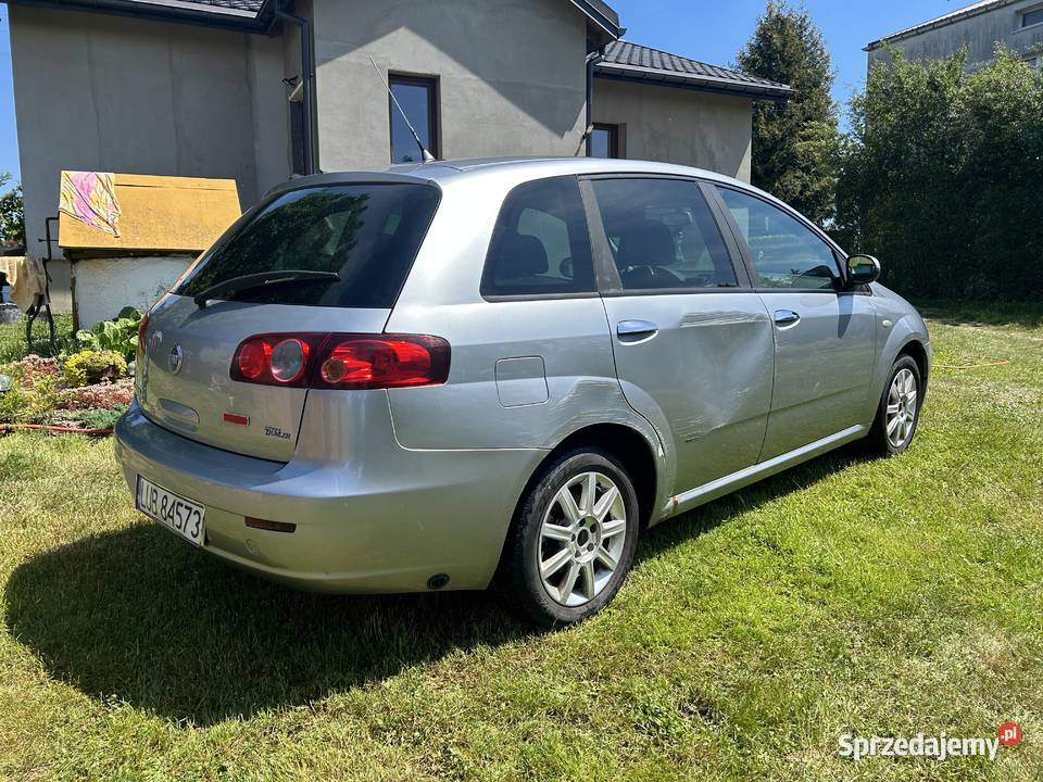 Croma 2005r 22 bg uszkodzony silnik Jastków