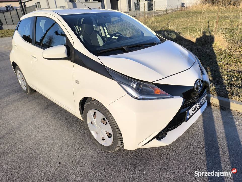 TOYOTA AYGO 10 2017r 998cm3 Świdnik sprzedam