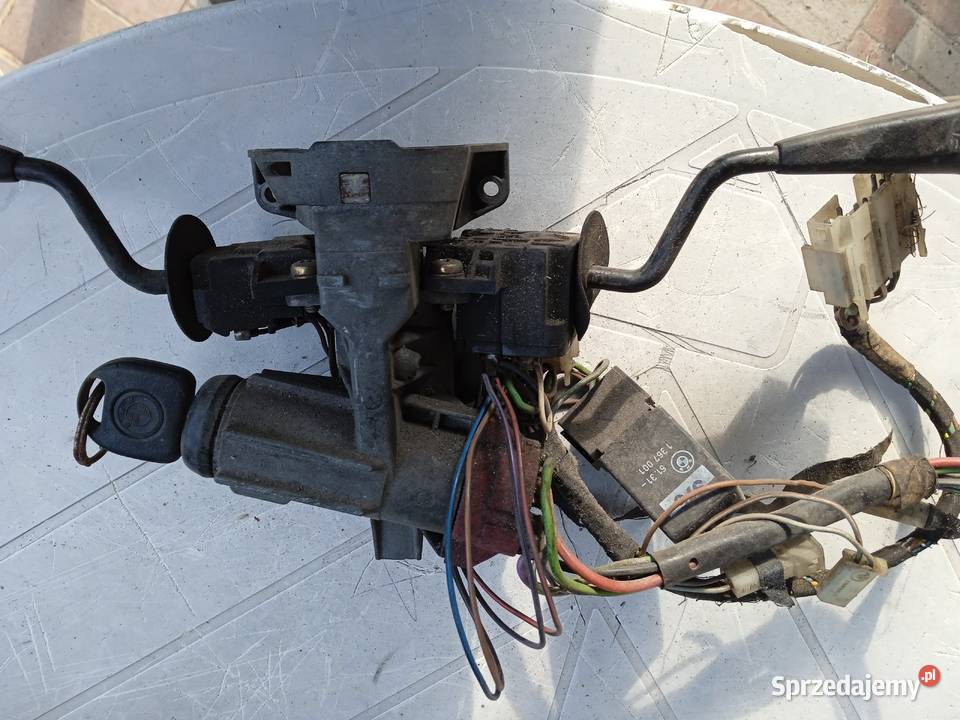 części bmw e30 318 sedan 1986 Bukowno