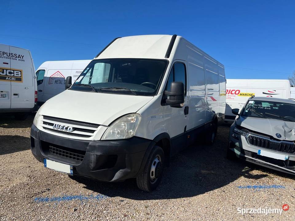 IVECO Daily IV 35C15 30D 146 GF600 Kielce