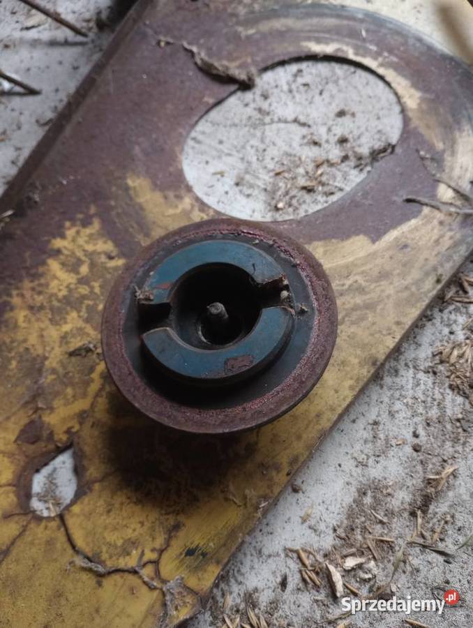 Roztrząsacz pokosu uszkodzony Karsin