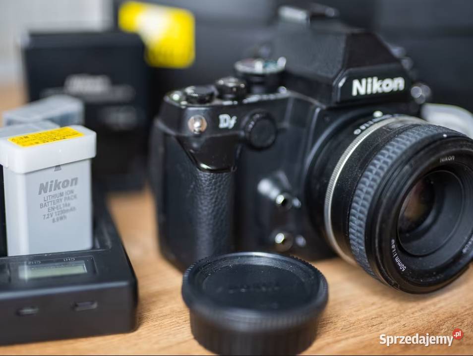 Nikon Df z obiektywem 50mm 18G SE lubelskie Urządków
