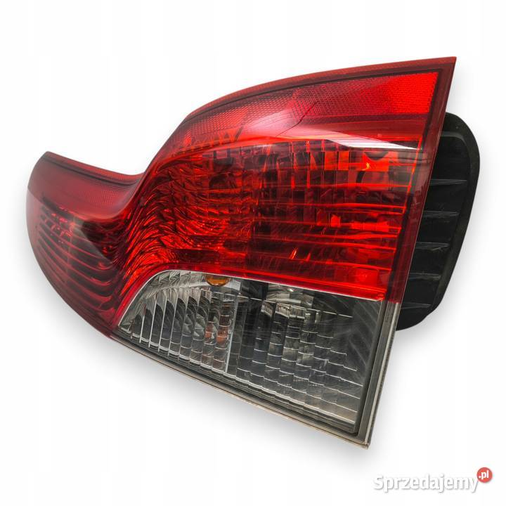 LAMPA PRAWA Volvo V50 I LIFT 20072012 tylna Chełm