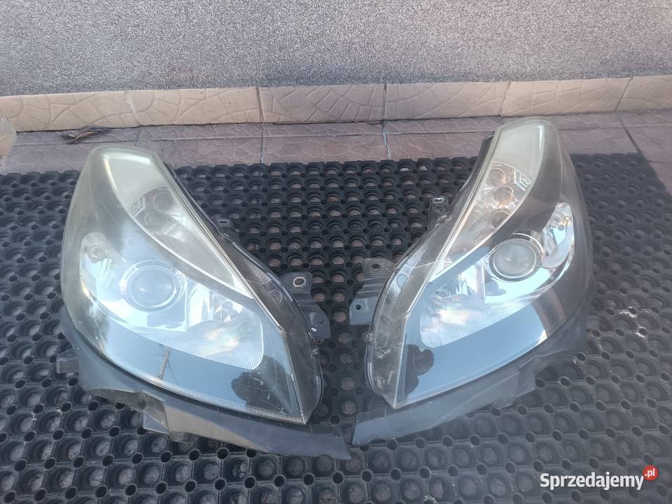 Renault Clio 3 III reflektory lampy przód Lewa Lampy przednie śląskie