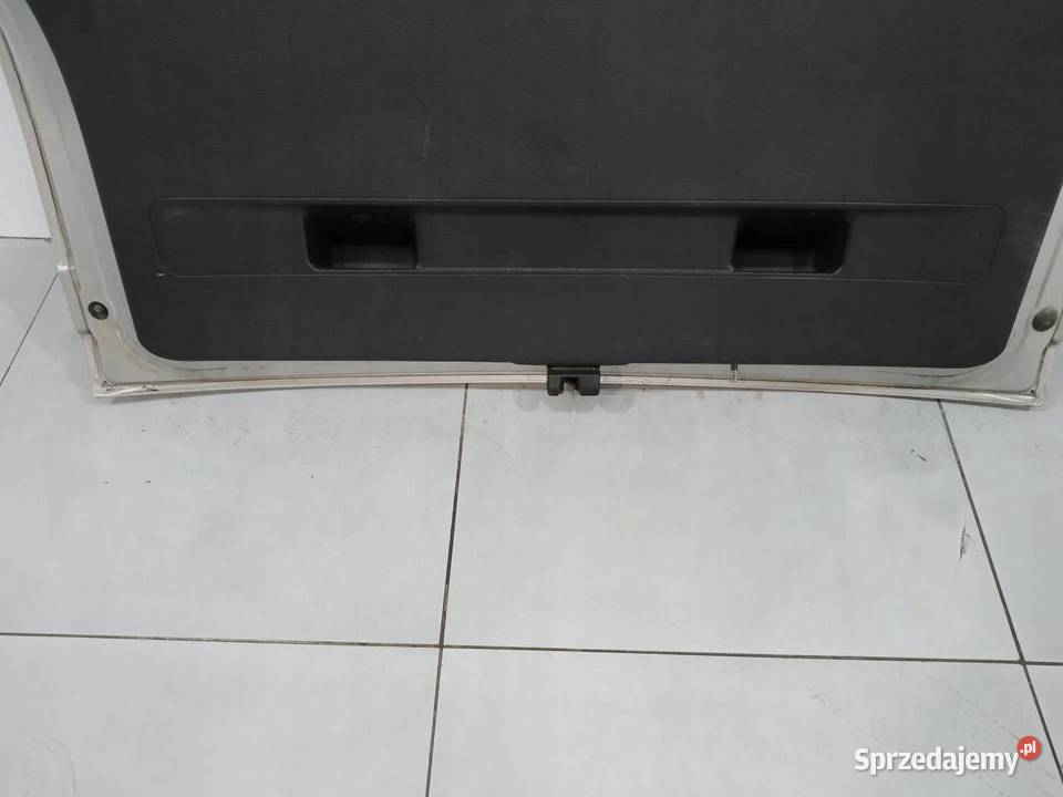 KLAPA TYŁ SREBRNA Z147 Opel Zafira I 19992006 A Rok produkcji 2000