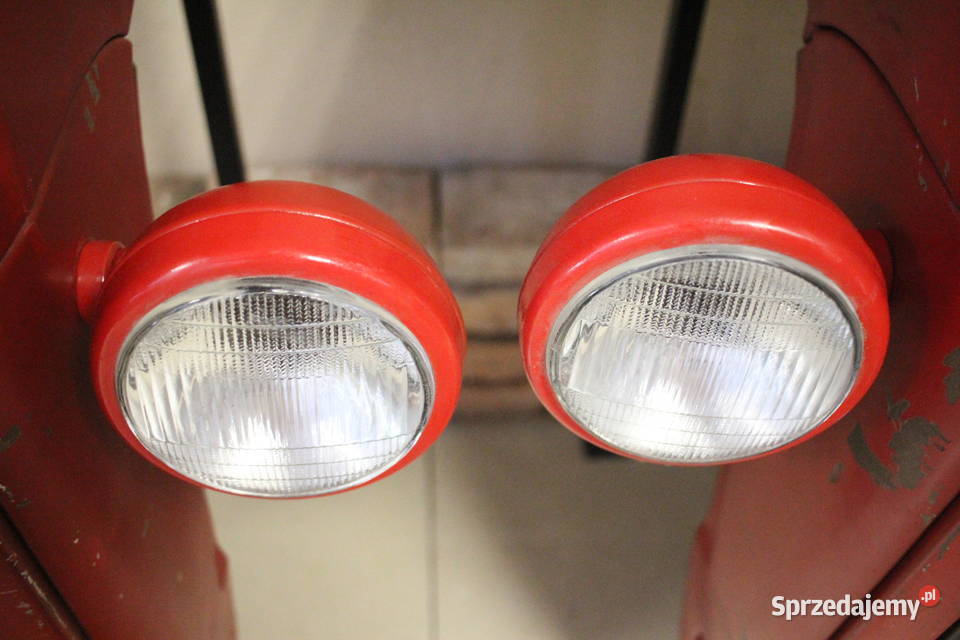 Stolik barowy traktor BLAT 60x60 2 HOKERY Pszczyna