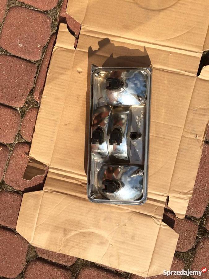 LAMPA TYLNA LEWA PRAWA ORYGLADA 2106 Białystok sprzedam
