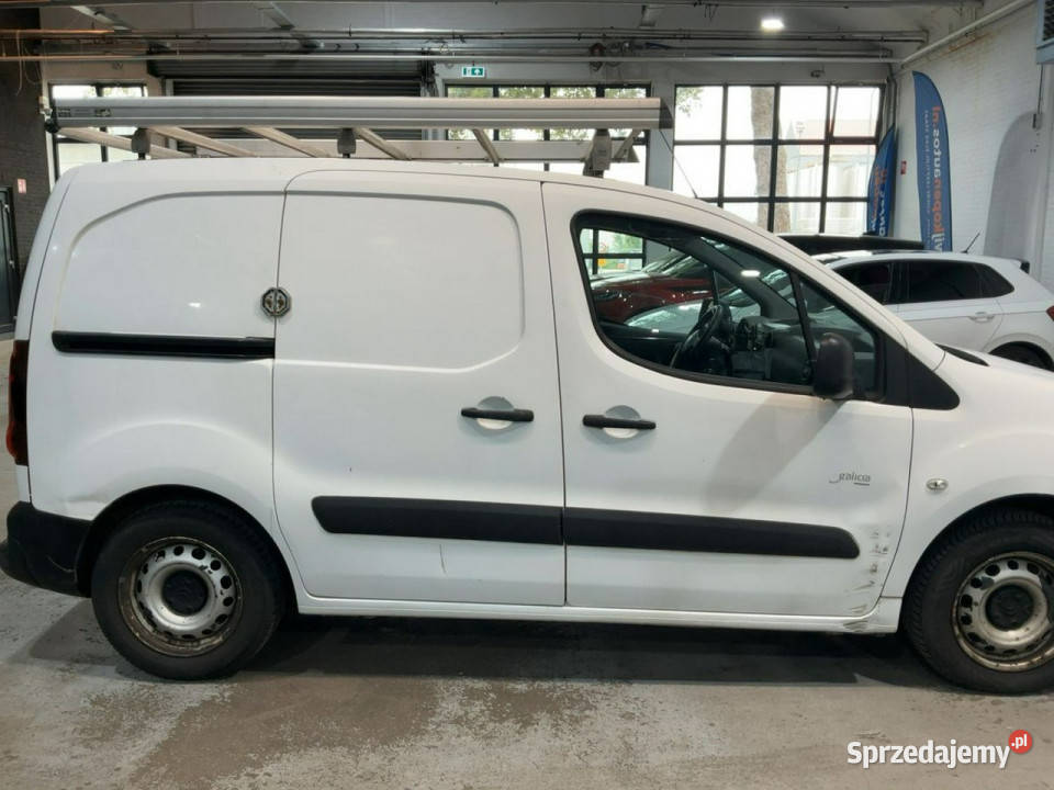Citroen Berlingo Niski przebiegHakKlimatyzacja3 wielofunkcyjna kierownica Wejherowo