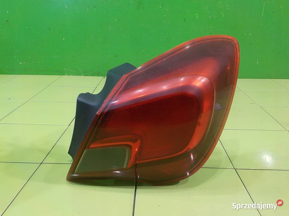 OPEL CORSA E 10 T 15r HB 3D lampa prawa tyl Suków