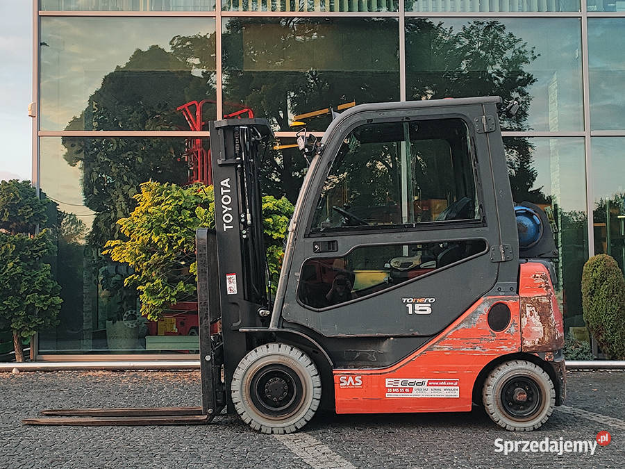 Wózek widłowy Toyota 028FGF15 15 tony triplex 43