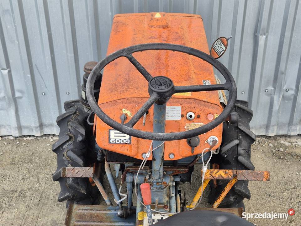 Traktorek traktor KUBOTA B6000D 44 14 Małuszyn
