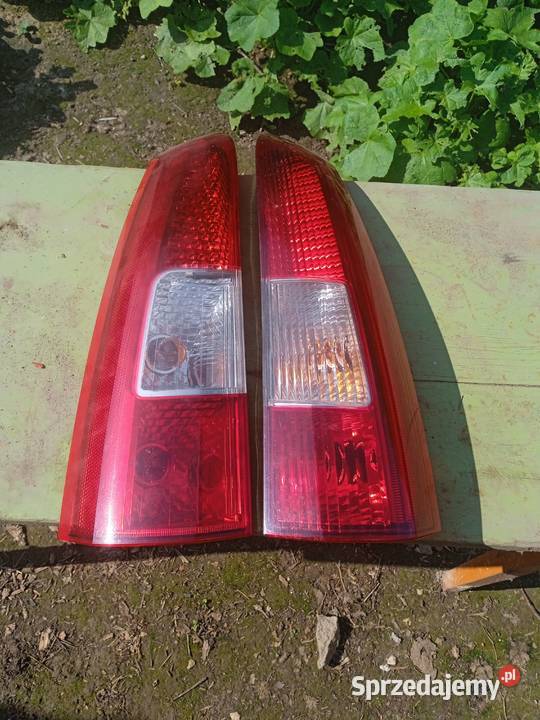 Lampa tył Volvo V70 XC70 prawa i lewa komplet