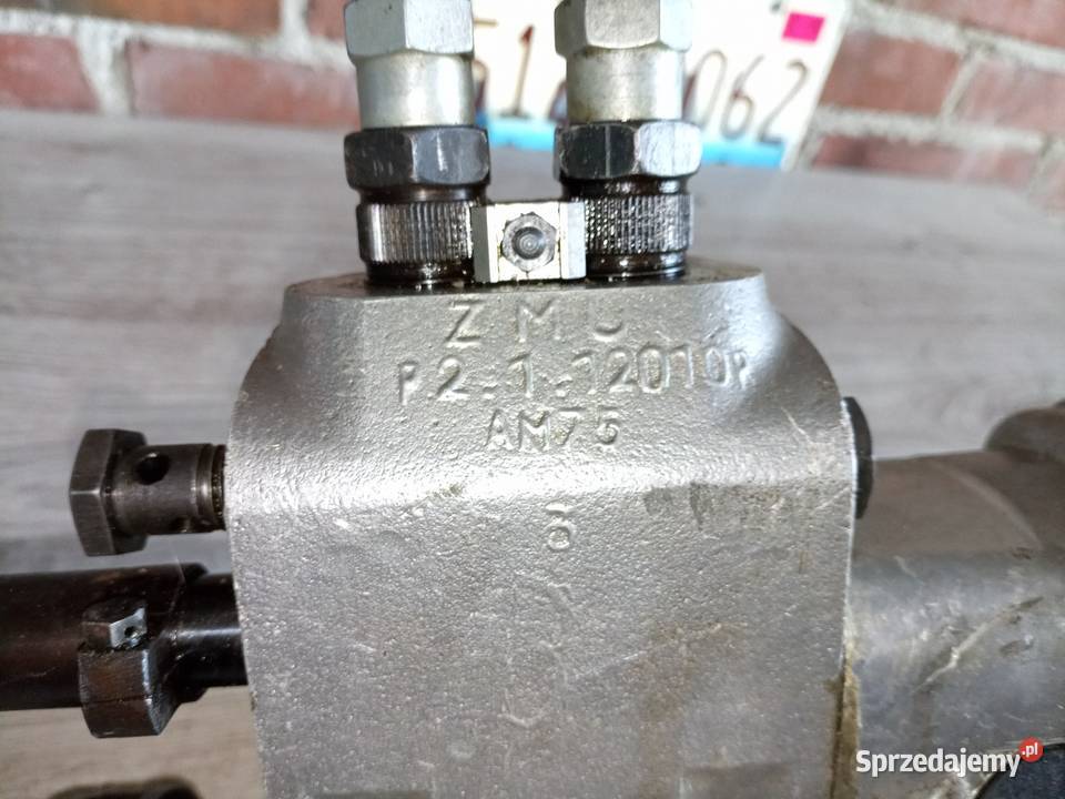 Ursus C330 pompa wtryskowa osobowe sprzedam