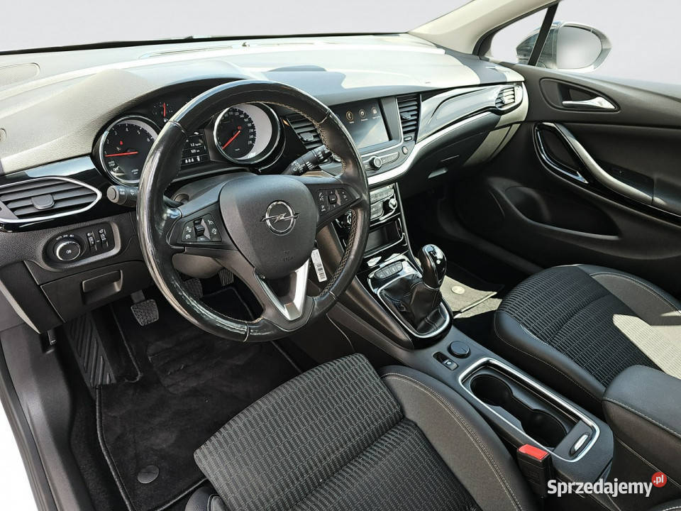 Opel Astra V 12 T Elegance SS Kombi 8UN49 K Rok produkcji 2021