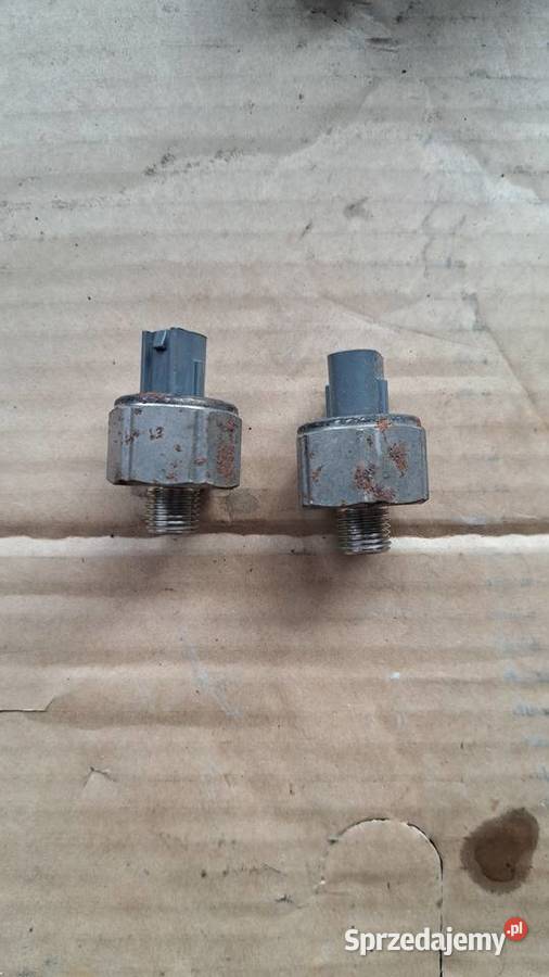 Czujnik spalania stukowego Lexus LS400 UCF21 Czujniki i sterowniki sprzedam