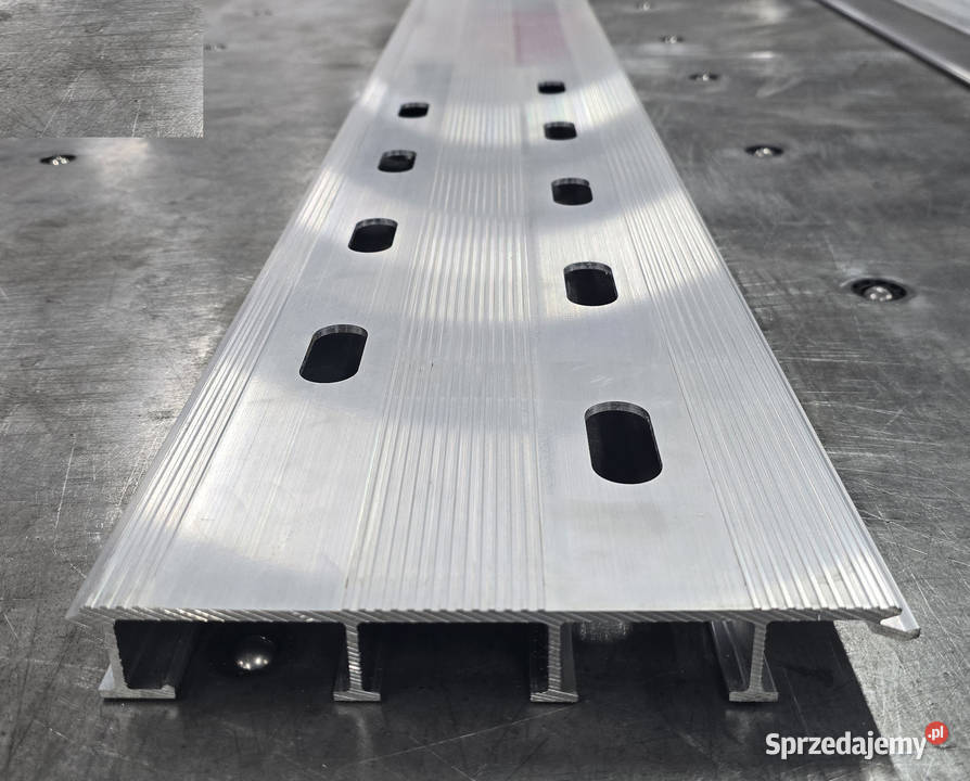 Deska podłogowa ALU 210x20 Laweta Najazd 4wzm Lubanie