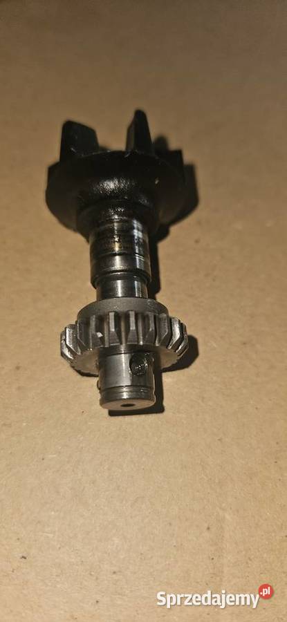 Wałek pompa wody suzuki rm 125 9395r Gorlice