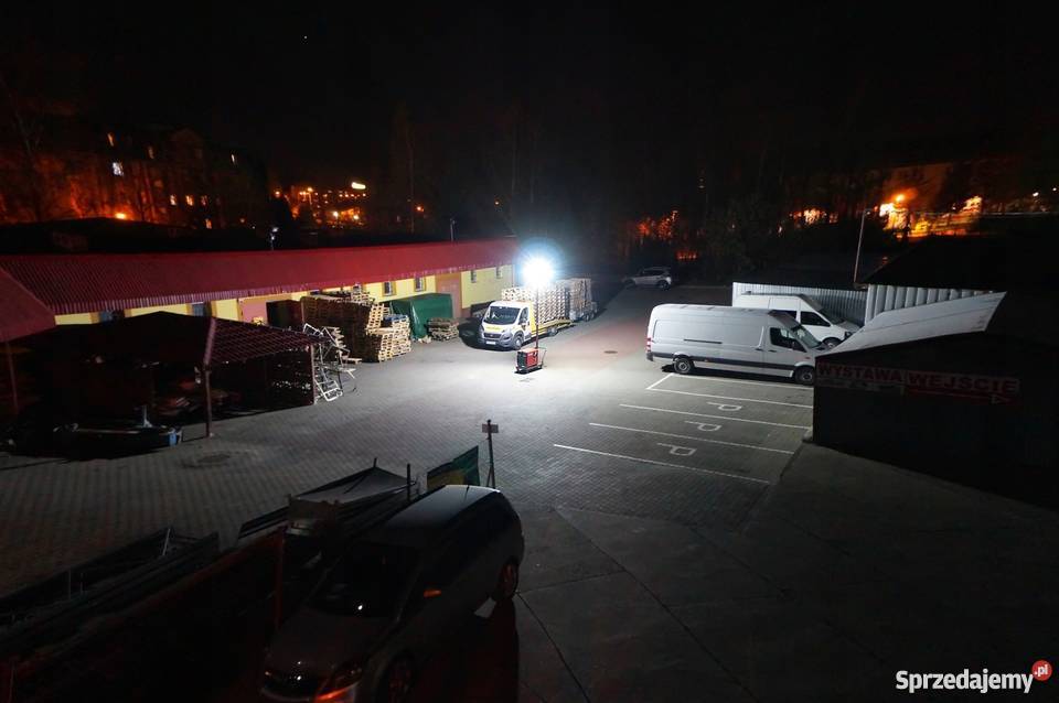 WIEŻA OŚWIETLENIOWA MASZT PNEUMATYCZNA LED 400W Rok produkcji 2019