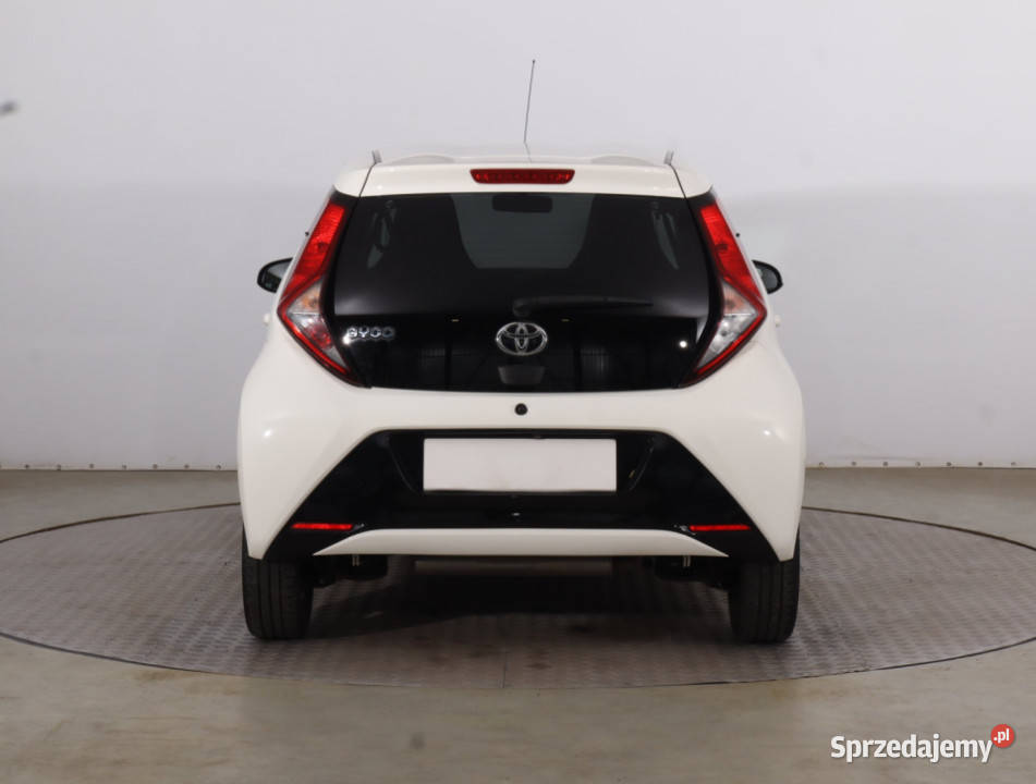 Toyota Aygo 10 VVTi światła przeciwmgielne Piaseczno sprzedam
