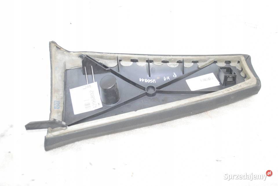 BOCZEK KANAPY TYŁ PRAWY SCHWARZ BMW E84 X1