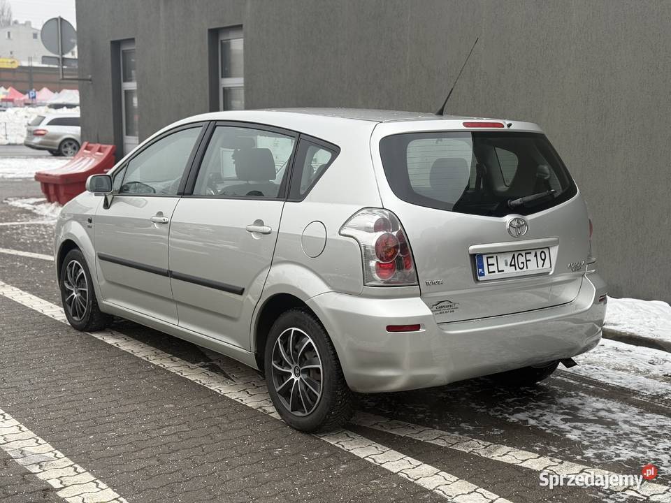 Toyota Corolla Verso 18 VVTI Automat 7 osobowa Łódź