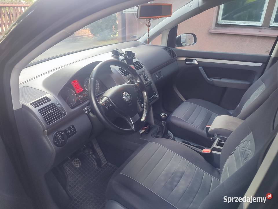 Sprzedam Volkswagen Touran 19 TDI 2008 Zadbany