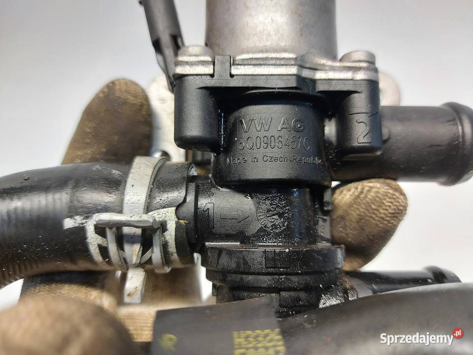 VW ID4 11A 2024r SUV 5D ZAWÓR WODY POMPA