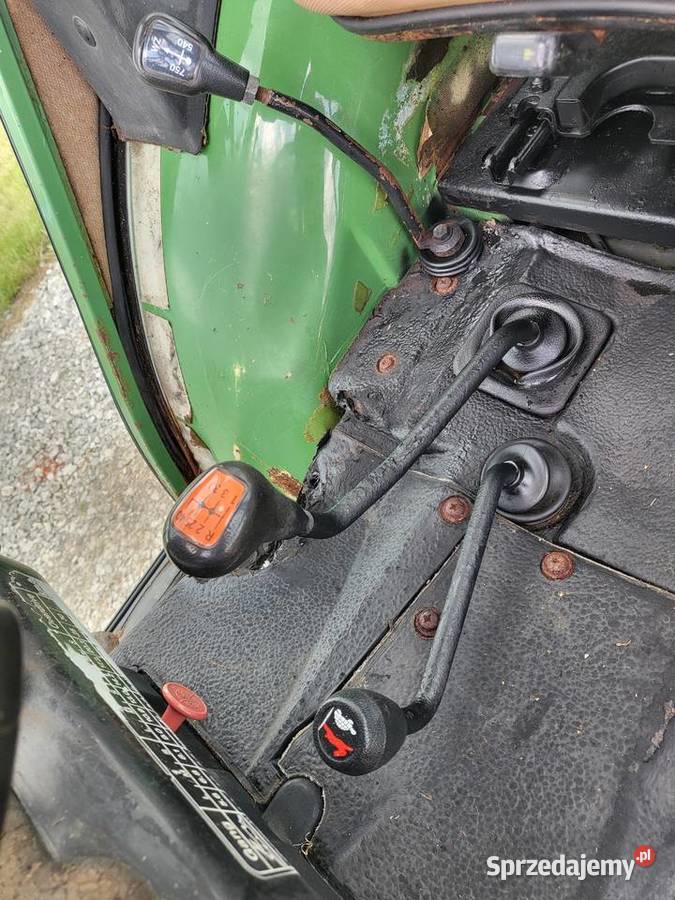 Fendt 275V Sadowniczy Przedni TUZ i WOM mazowieckie Góra Kalwaria