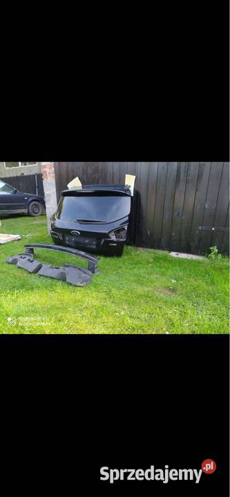 Tylnią klapą Forda Kugi Perzów sprzedam