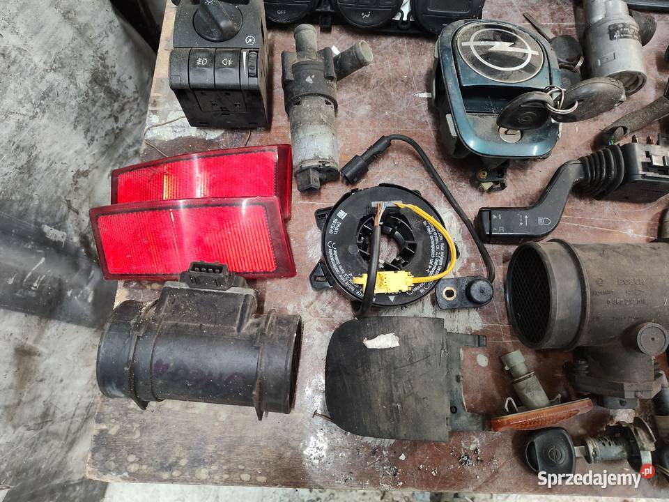 Opel omega 98r25V6części ze zdjecia Pozostałe świętokrzyskie sprzedam