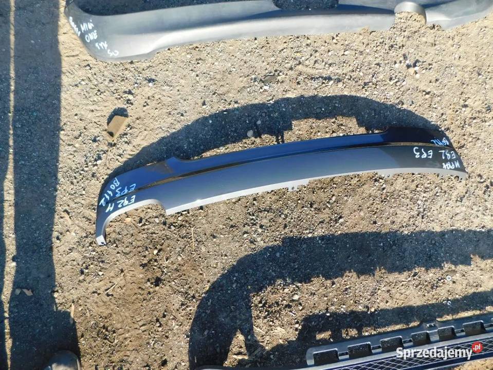 BMW E92 E93 dyfuzor mpakiet B0442 WYSYŁKA Pozostałe sprzedam