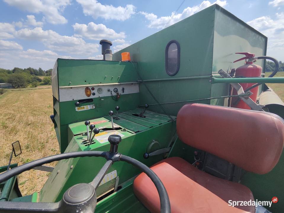 Kombajn zbożowy Volvo S 800 nieuszkodzony