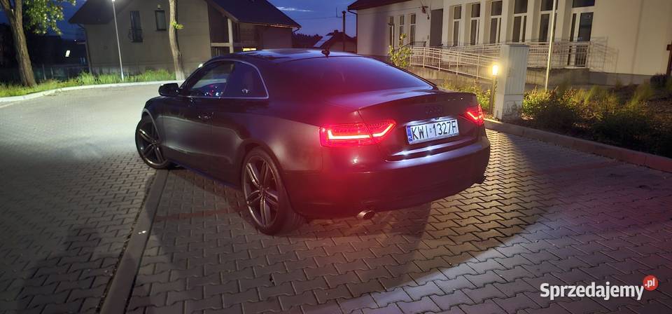Audi A5 exclusive coupe 30 TDI 290 quattro kamera cofania Wieliczka