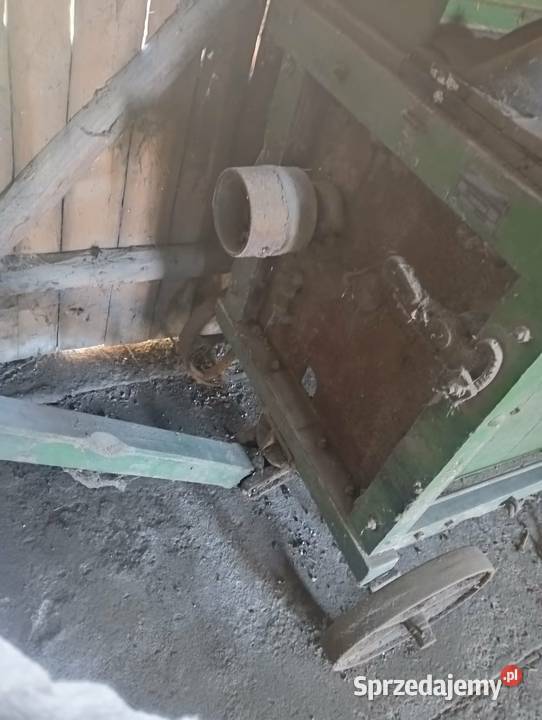 Zabytkowa Młocarnia Szerokomłotna MS 41 Rogoźno małopolskie Brzesko